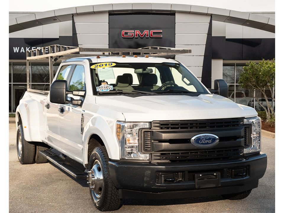 Used 2019 Ford F350 XL RWD image 1