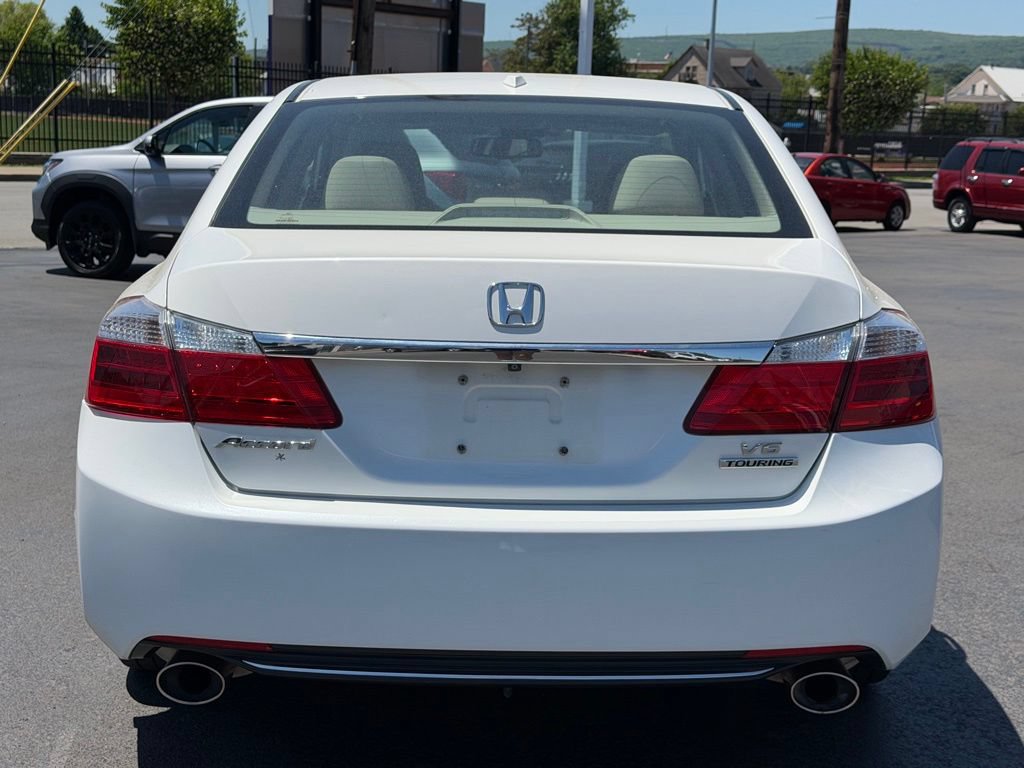Used 2015 Honda Accord Touring image 31