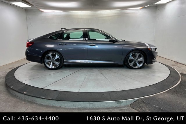 Used 2018 Honda Accord Touring image 6