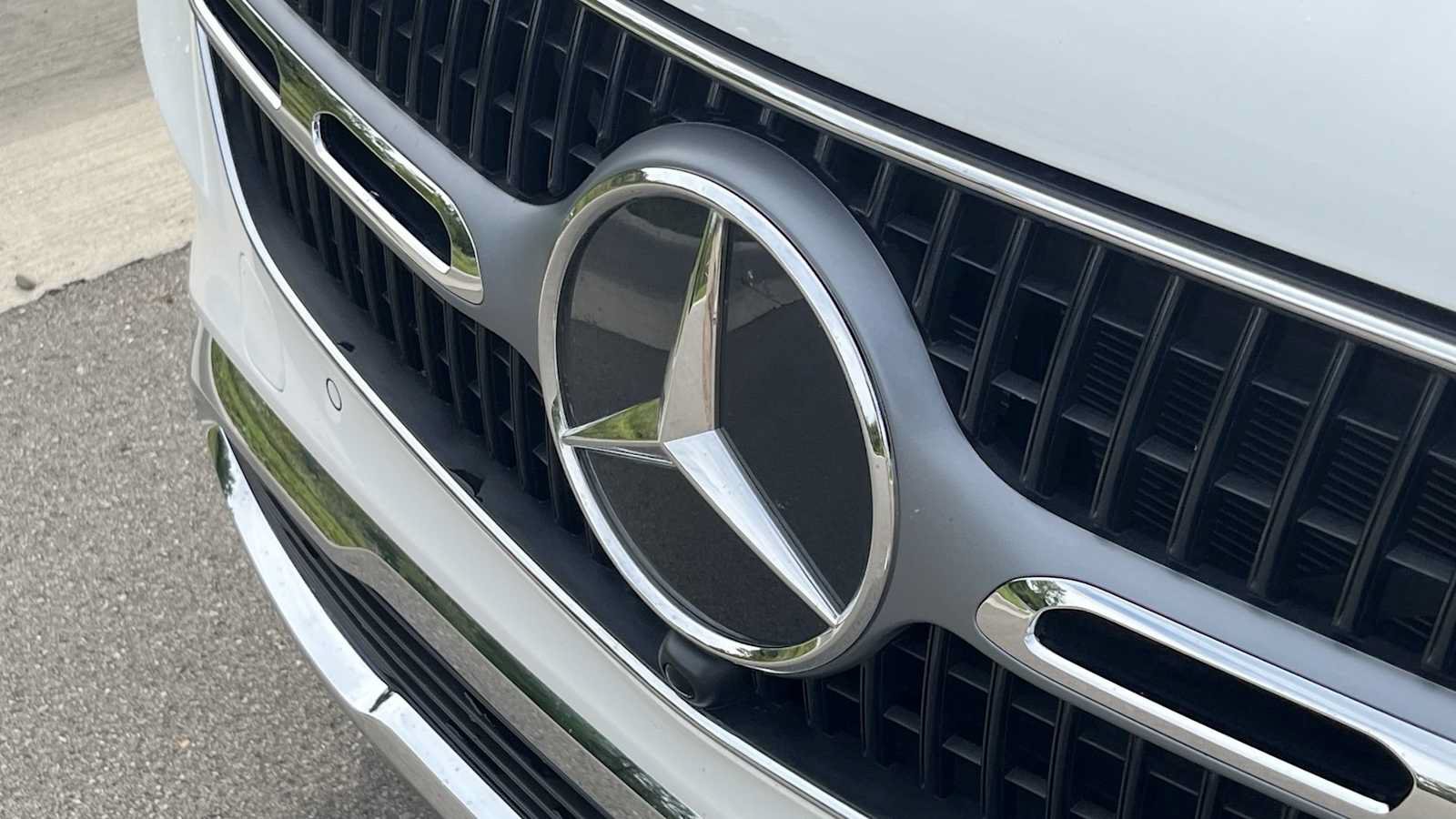 Used 2026 Mercedes-Benz GLC 300 4MATIC image 24