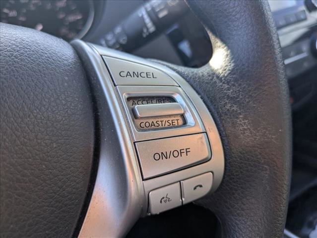 Used 2015 Nissan Rogue S AWD/4WD image 14