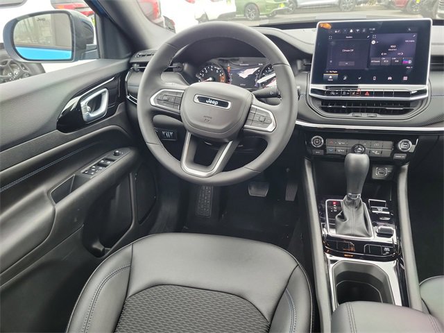 New 2025 Jeep Compass Latitude w/ Altitude Special Edition image 10