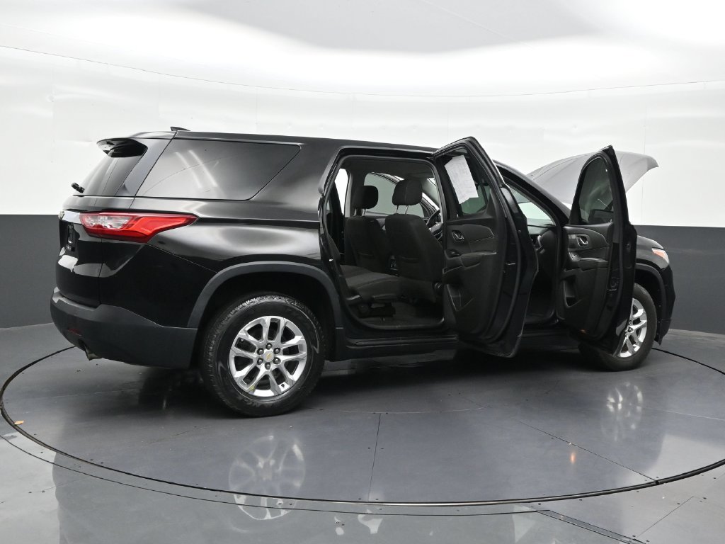 Used 2019 Chevrolet Traverse LS FWD image 31
