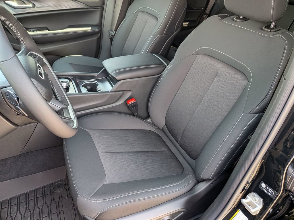 New 2026 Jeep Grand Cherokee Laredo X RWD image 14