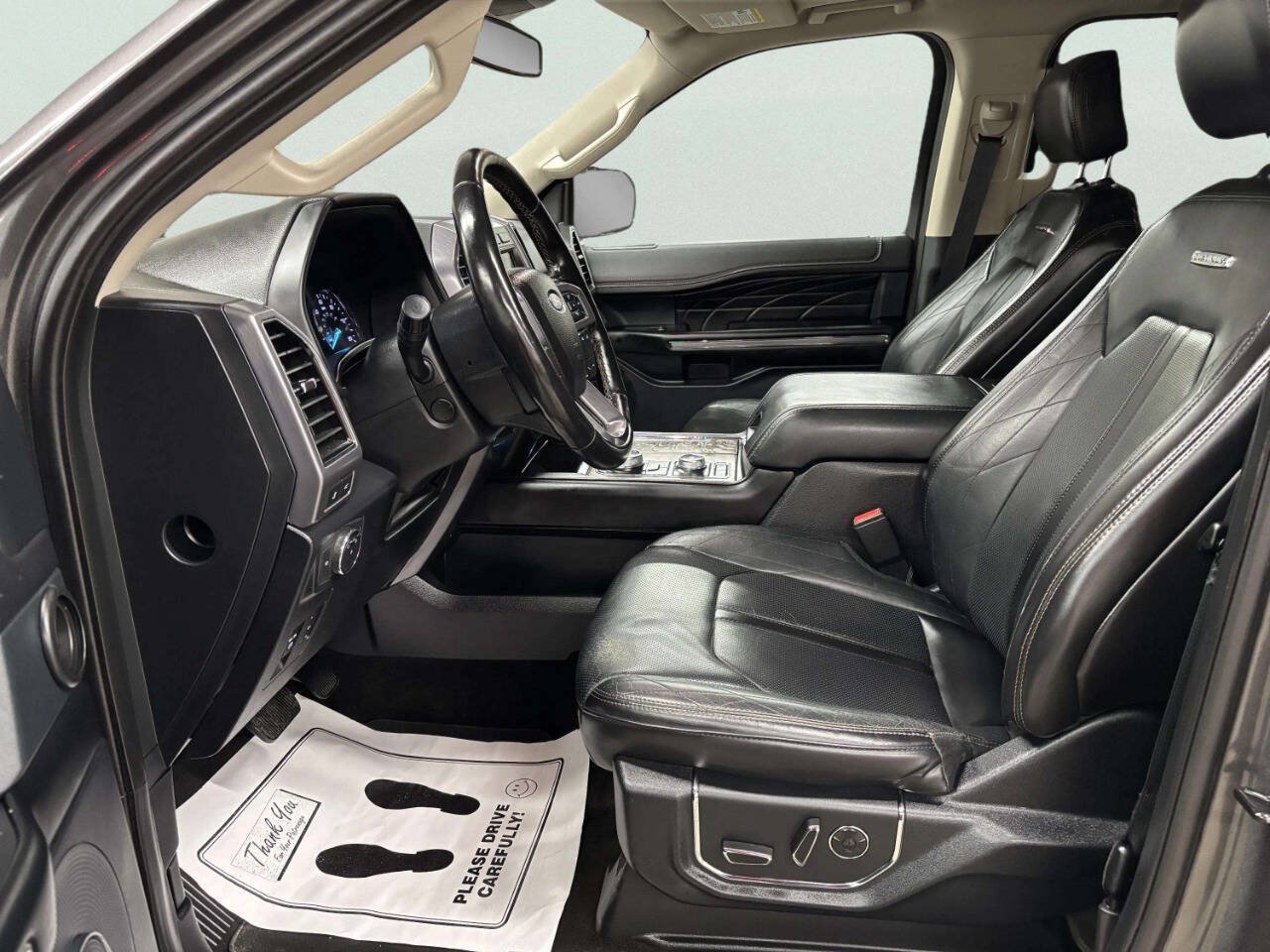 Used 2019 Ford Expedition Platinum AWD/4WD image 16