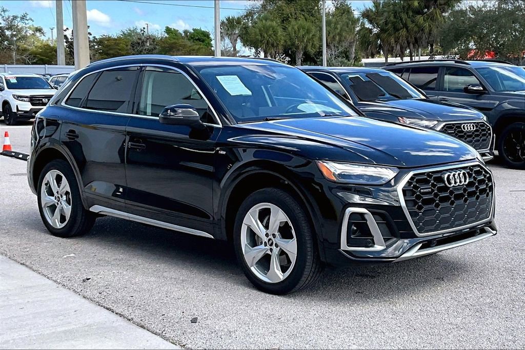 Certified 2022 Audi Q5 2.0T Prestige w/ Prestige Package AWD/4WD image 2