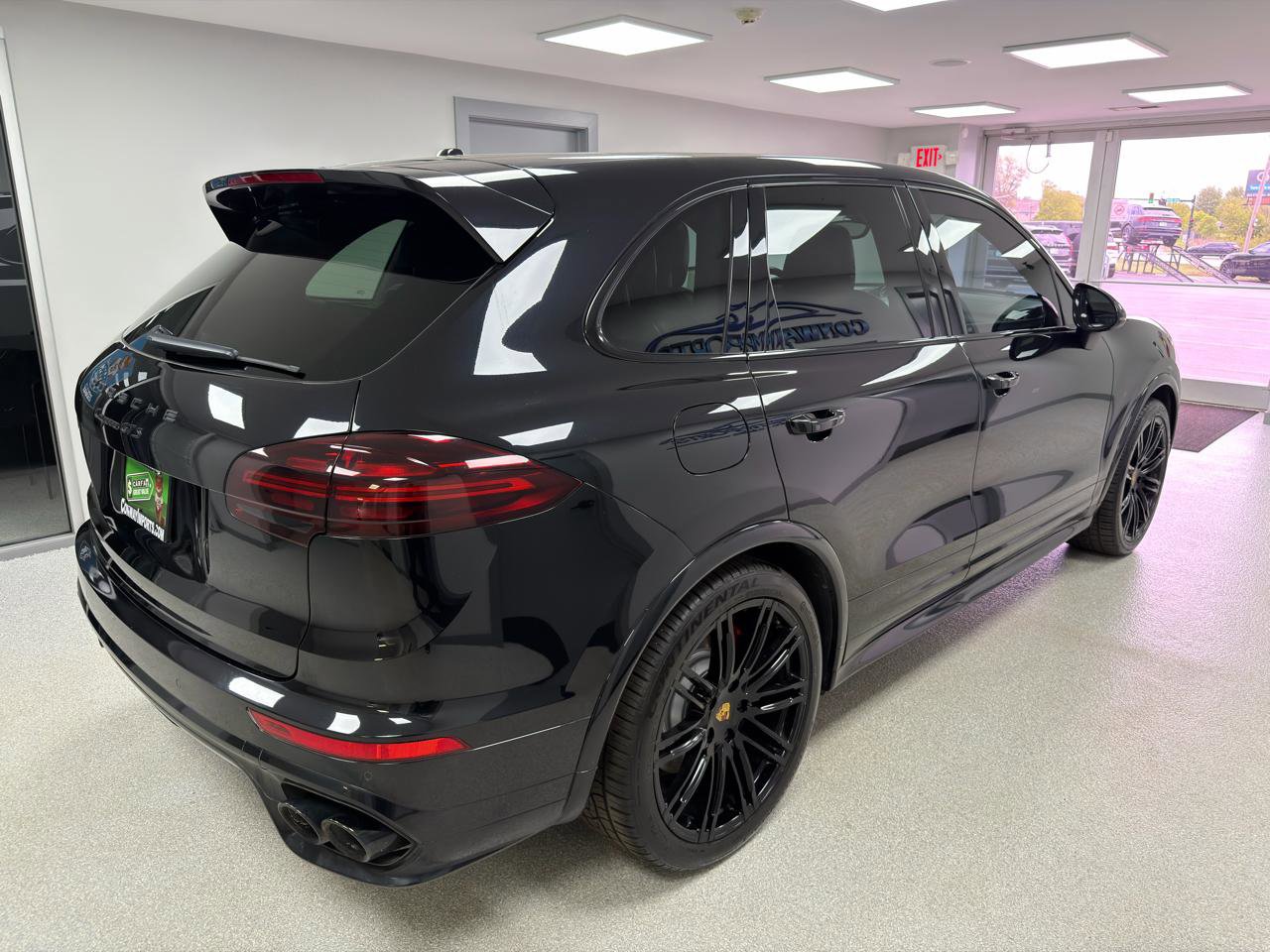 Used 2017 Porsche Cayenne GTS AWD/4WD image 3