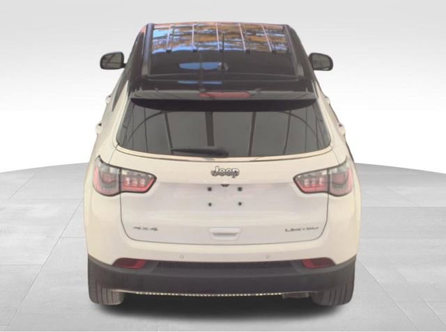 Used 2022 Jeep Compass Limited image 5