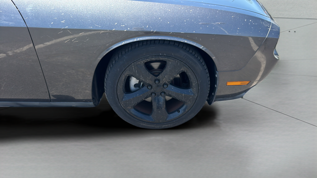 Used 2014 Dodge Challenger R/T Plus RWD image 34