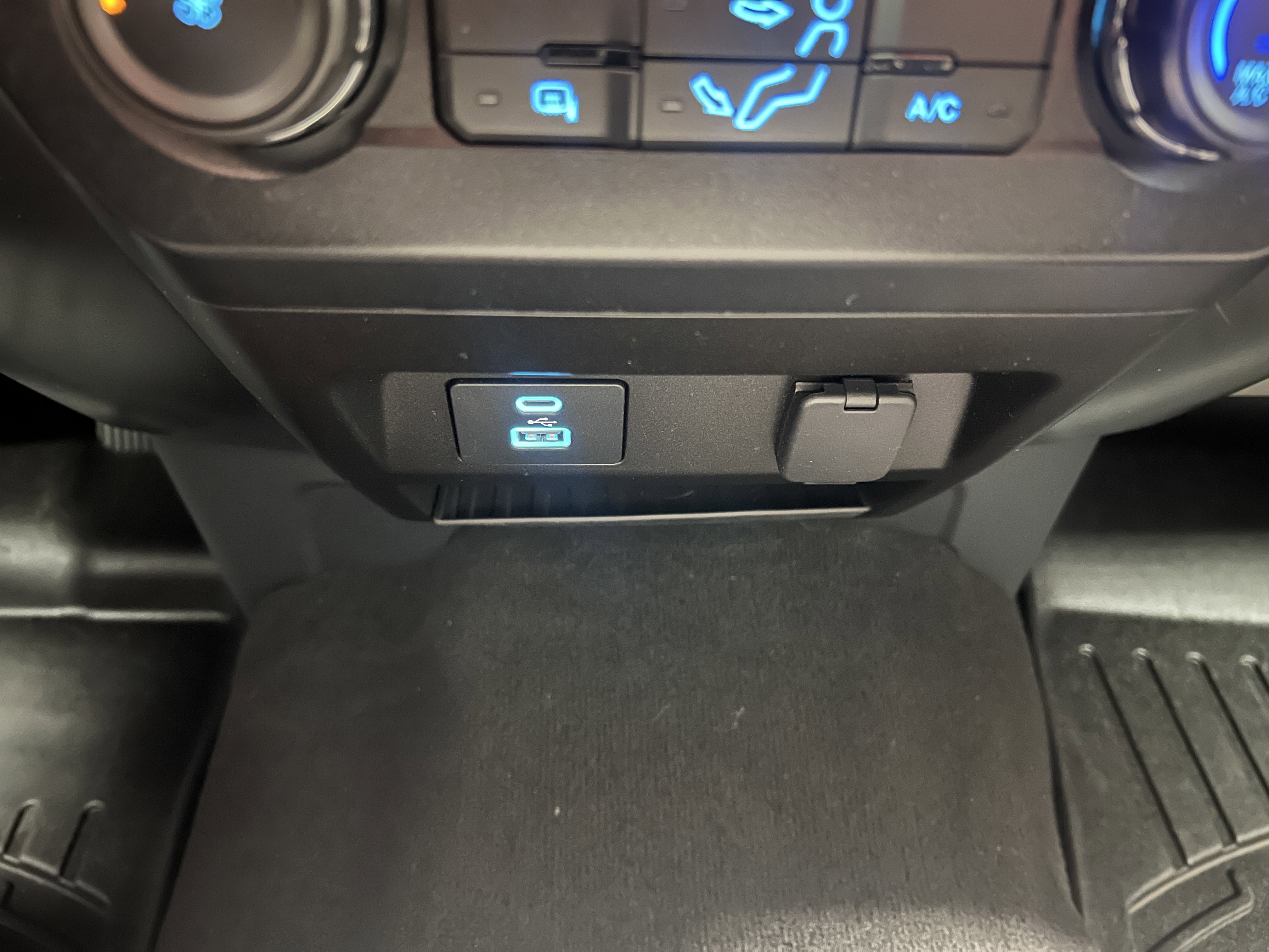 Used 2022 Ford F250 XLT image 21