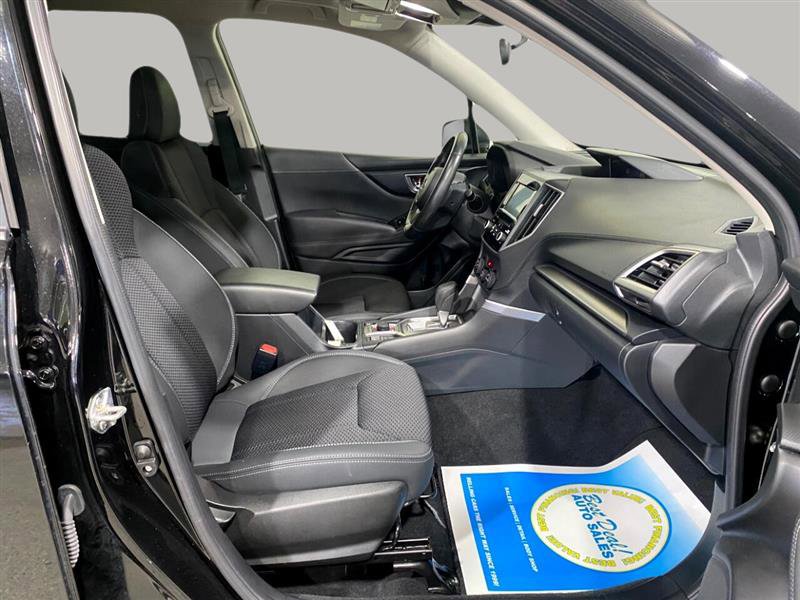 Used 2022 Subaru Forester Premium image 29