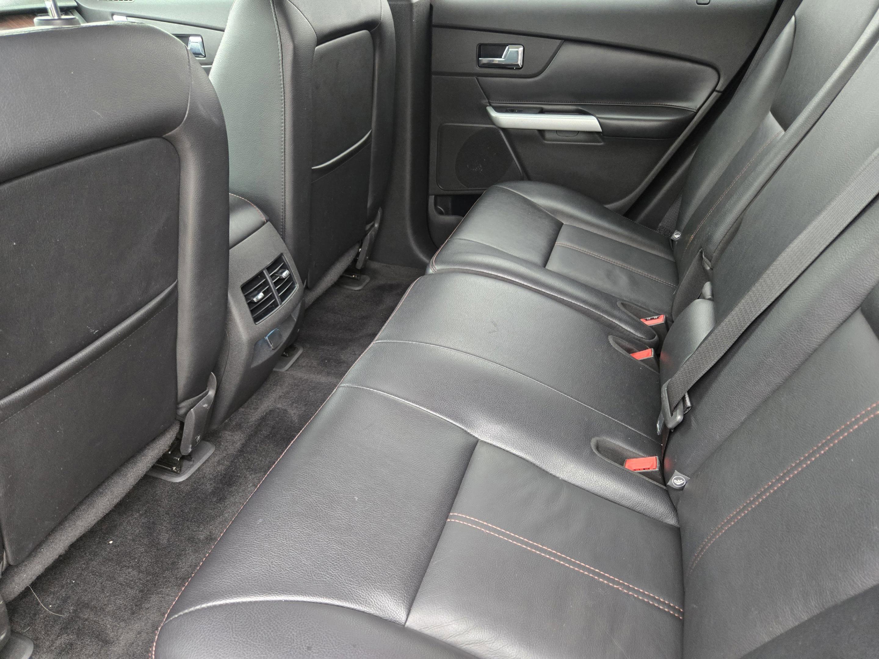 Used 2012 Ford Edge Limited FWD image 26