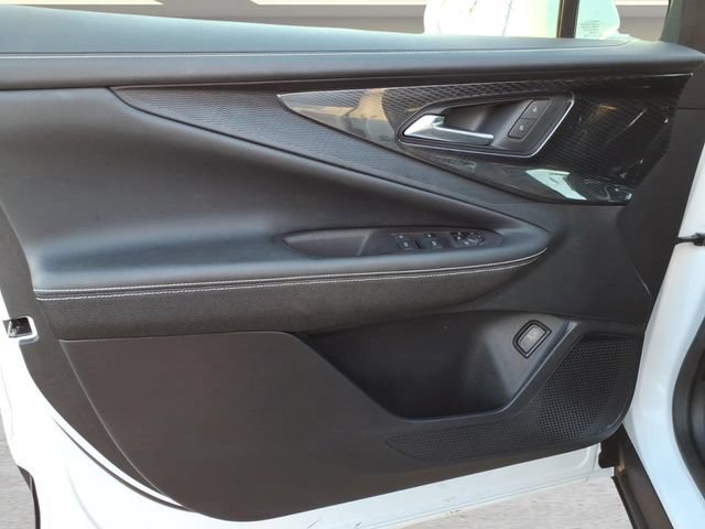 Used 2024 Chevrolet Blazer EV LT AWD/4WD image 13