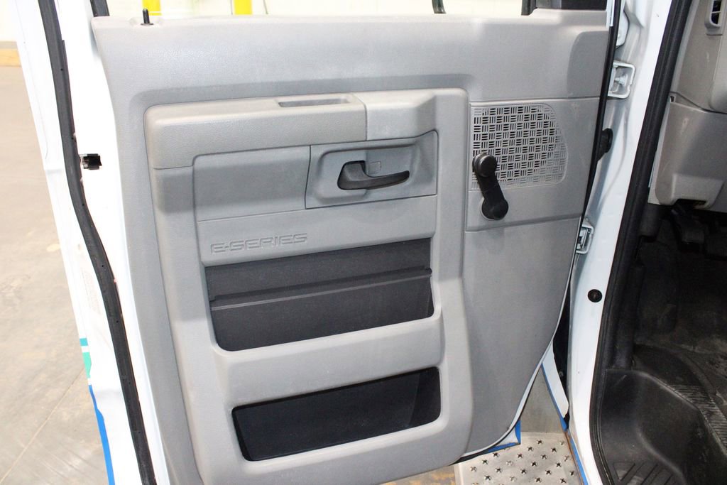 Used 2015 Ford E-450 and Econoline 450 Super Duty w/ Shuttle Bus Prep Package RWD image 8