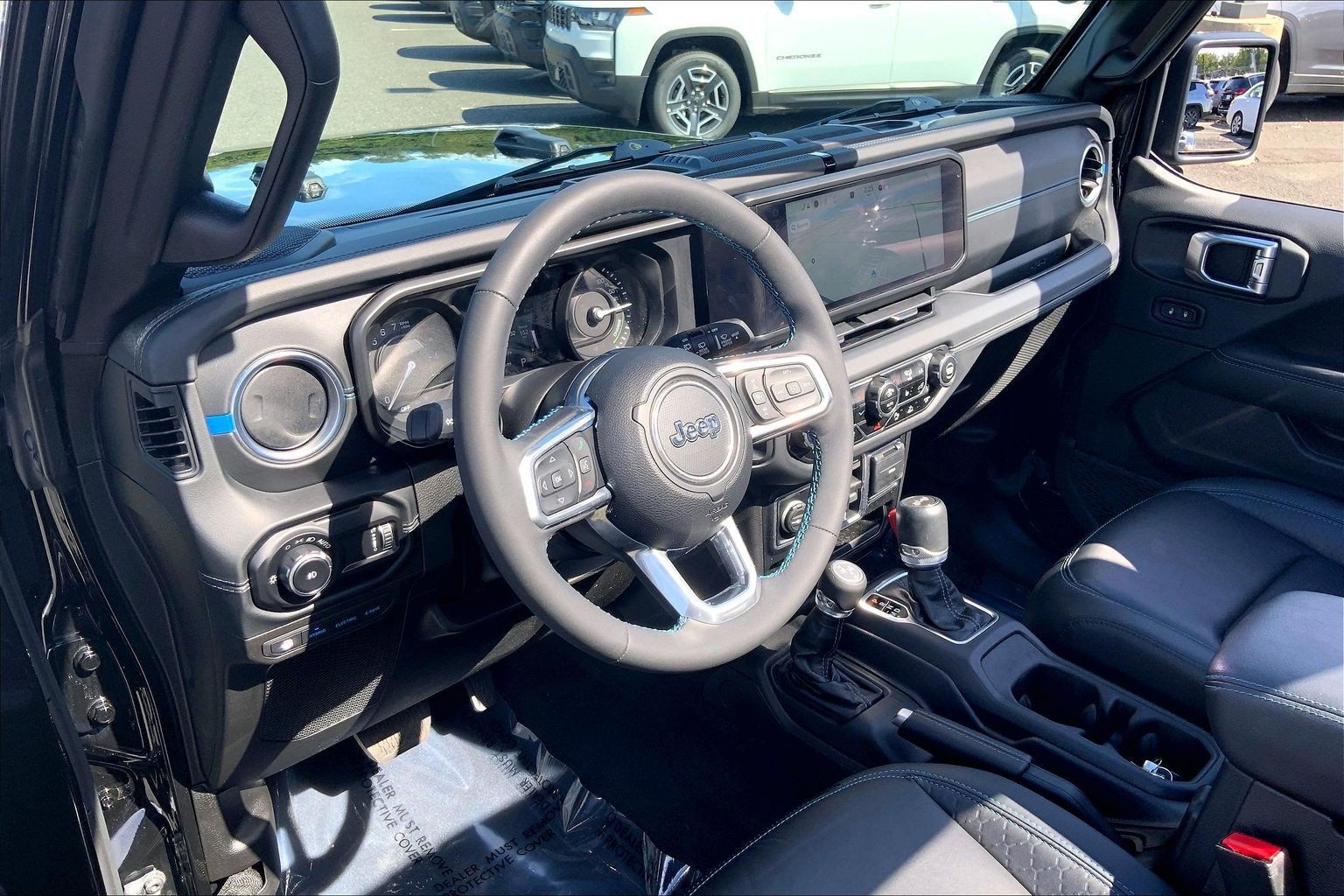 Used 2024 Jeep Wrangler High Altitude AWD/4WD image 17