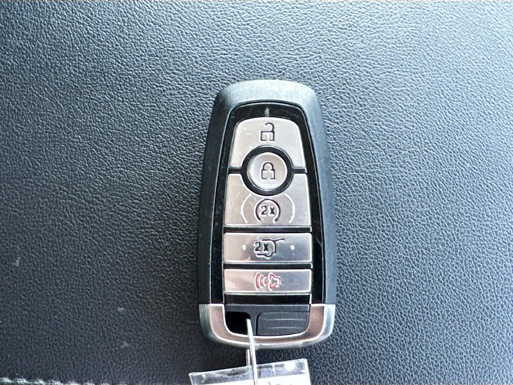 Used 2024 Ford Edge SEL w/ Convenience Package AWD/4WD image 30