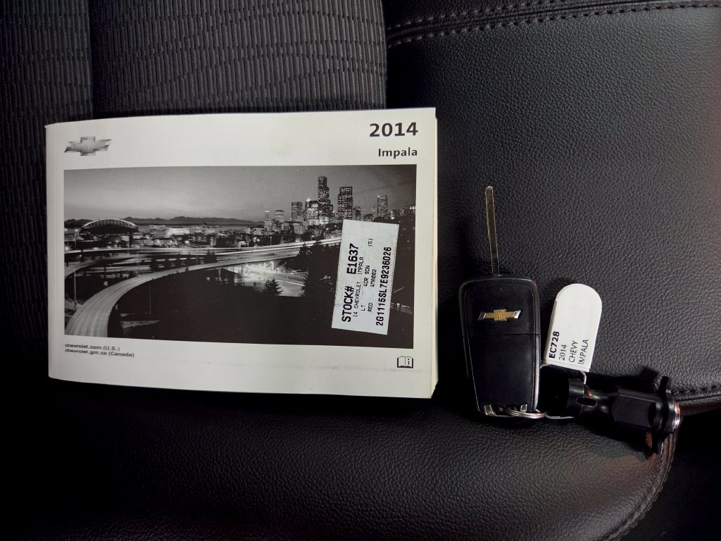 Used 2014 Chevrolet Impala LT w/ Convenience Package FWD image 34