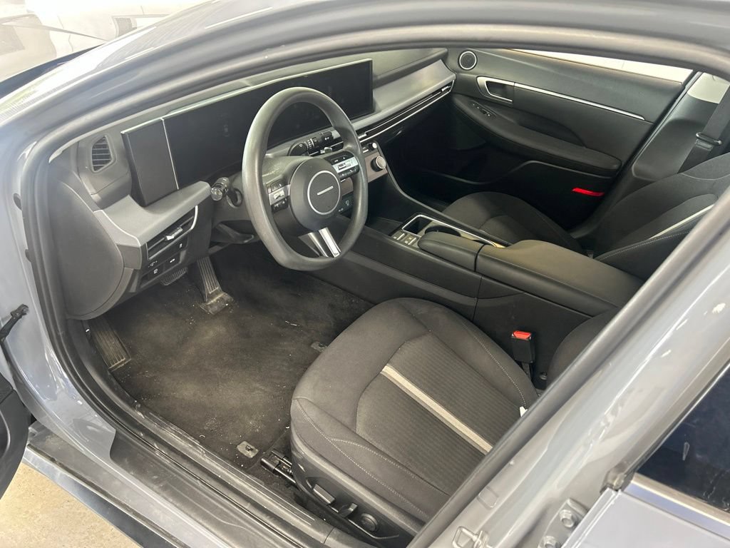 Used 2024 Hyundai Sonata SEL FWD image 3
