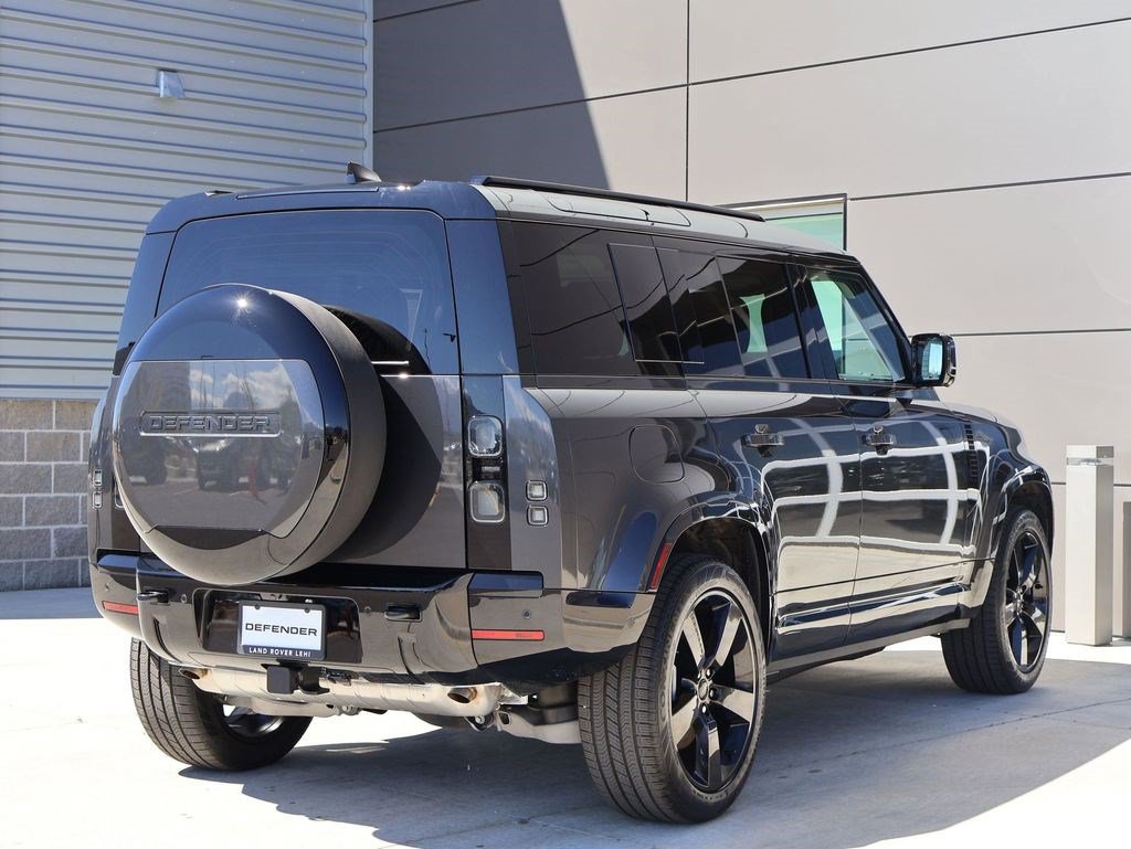 New 2026 Land Rover Defender 110 X-Dynamic SE AWD/4WD image 5