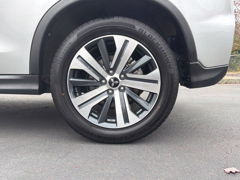Used 2024 Mitsubishi Outlander Sport SE AWD/4WD image 10