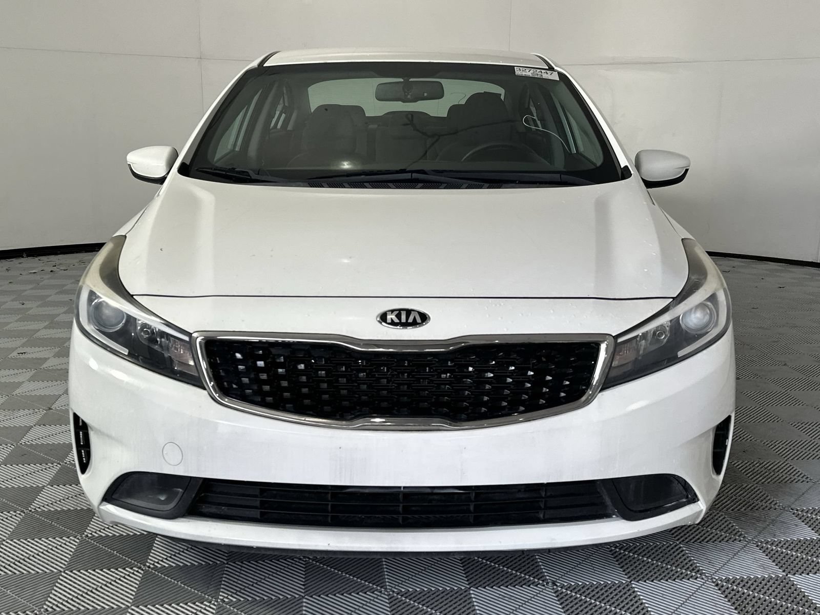 Used 2017 Kia Forte LX FWD image 3
