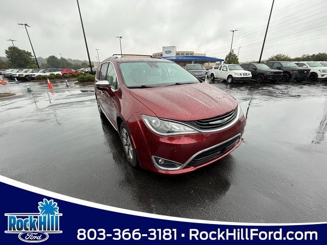 Used 2018 Chrysler Pacifica Limited w/ Advanced Safetytec Group
