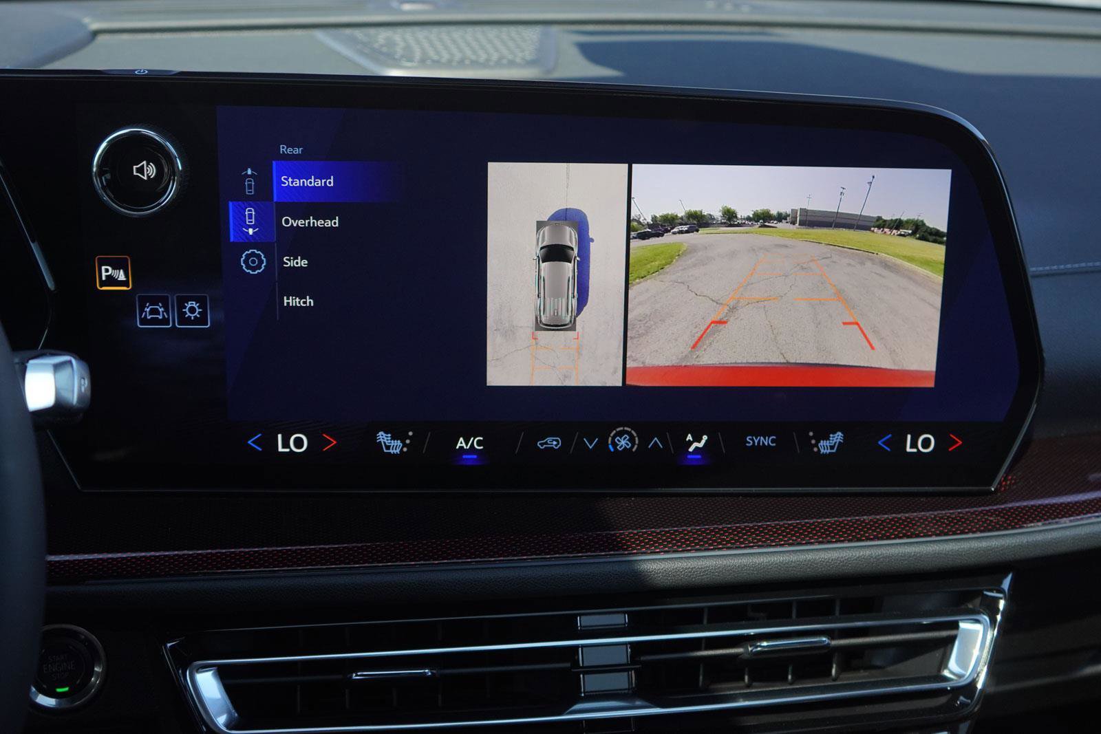 New 2026 Chevrolet Traverse Z71 w/ Enhanced Driving Package image 24