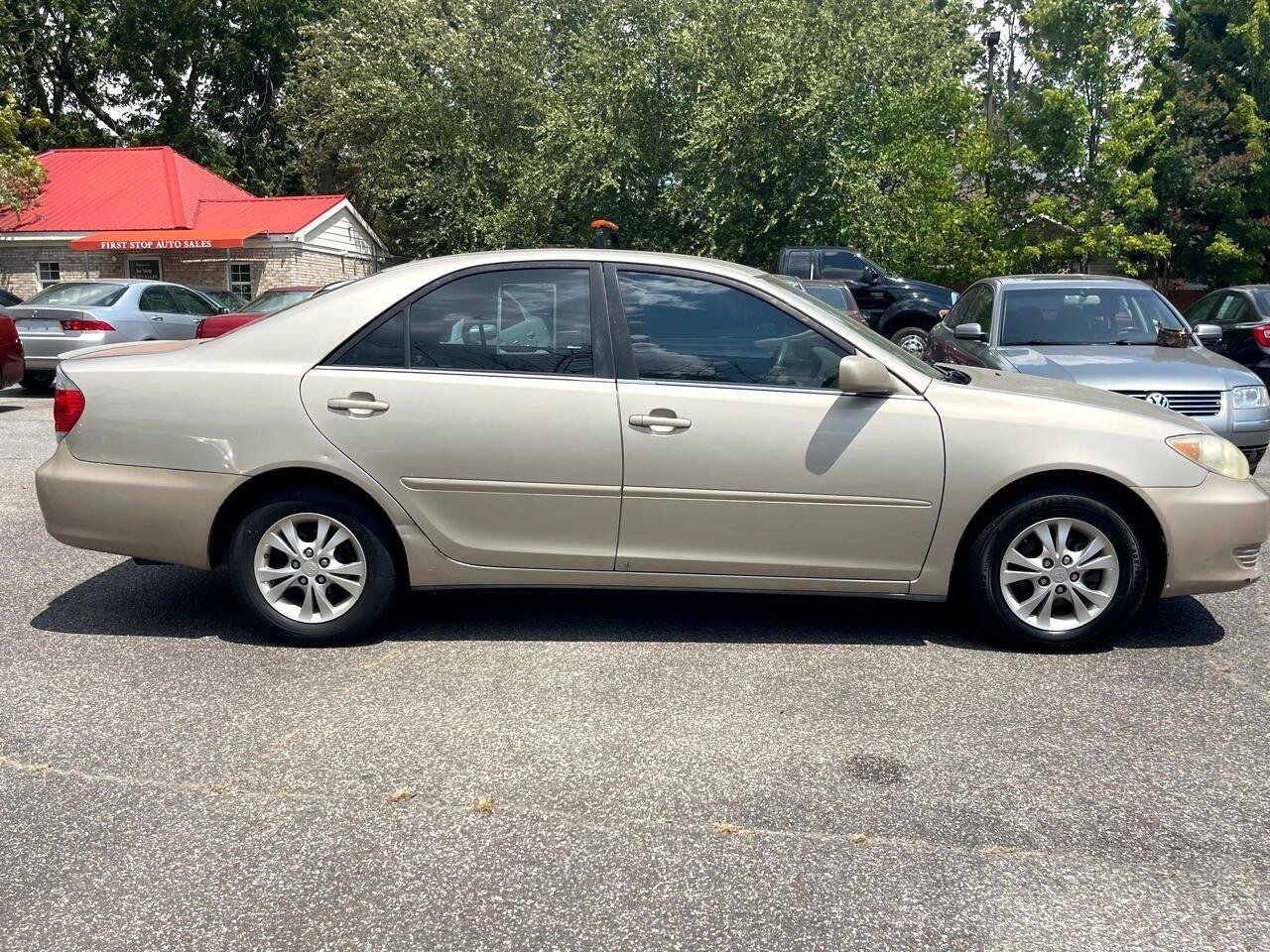 Used 2006 Toyota Camry LE FWD image 6