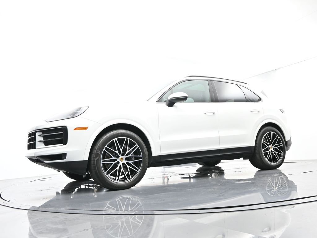 Certified 2024 Porsche Cayenne image 42