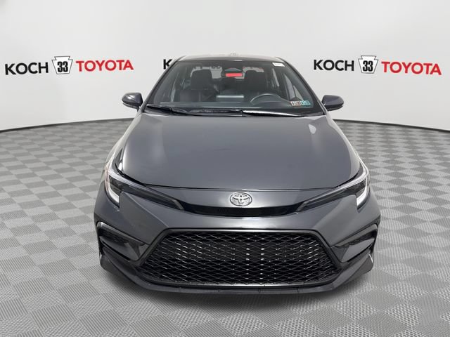 Certified 2025 Toyota Corolla SE FWD image 3