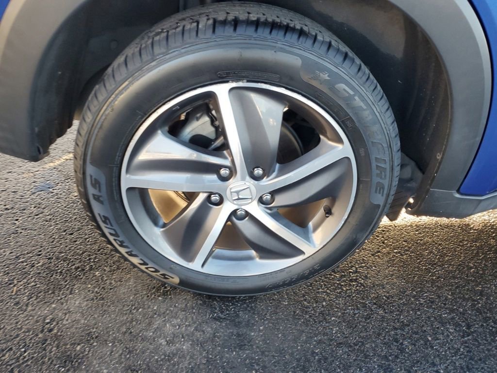 Used 2021 Honda HR-V EX-L image 6