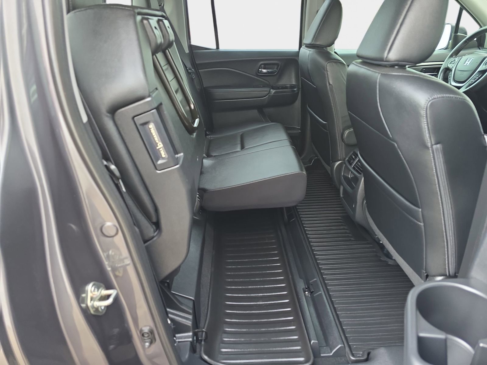 Certified 2019 Honda Ridgeline RTL-T image 13