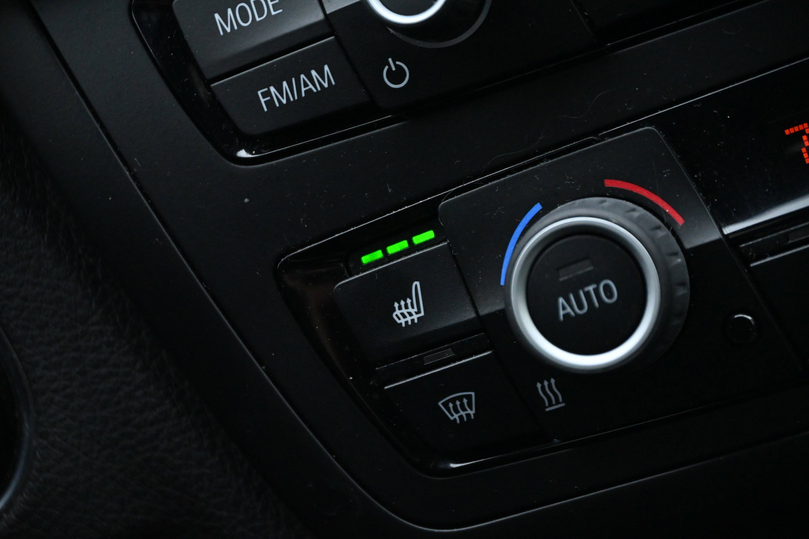 Used 2015 BMW 320i xDrive Sedan image 34