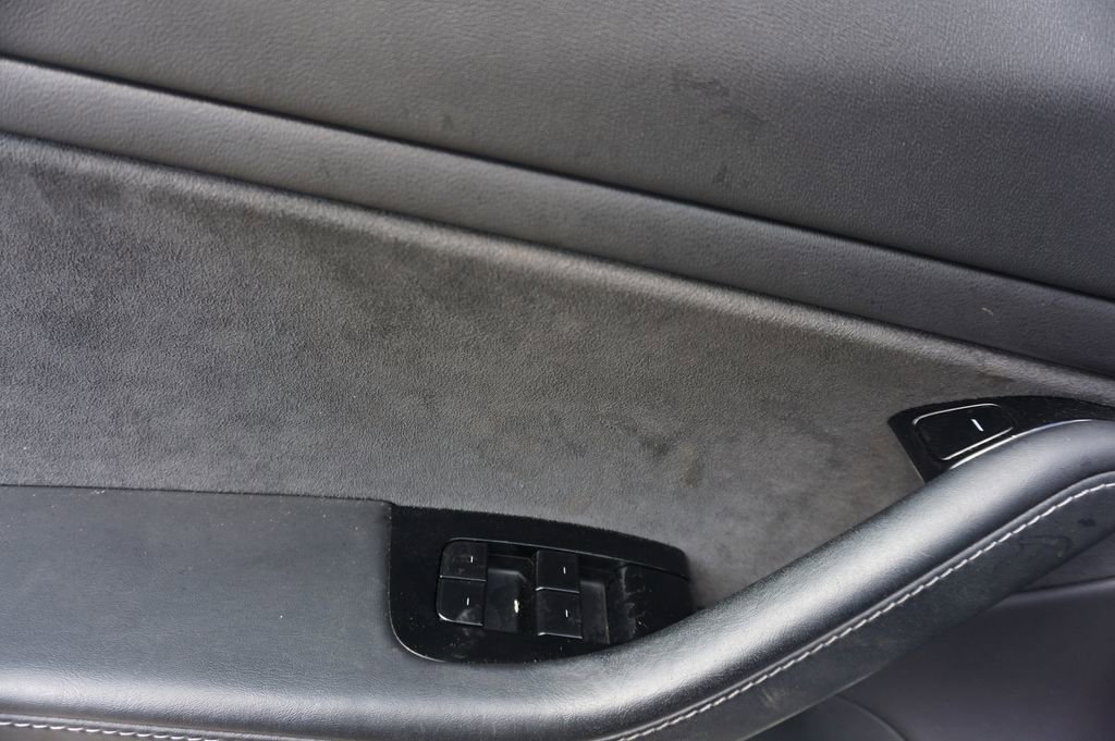 Used 2019 Tesla Model 3 Standard Range RWD image 4