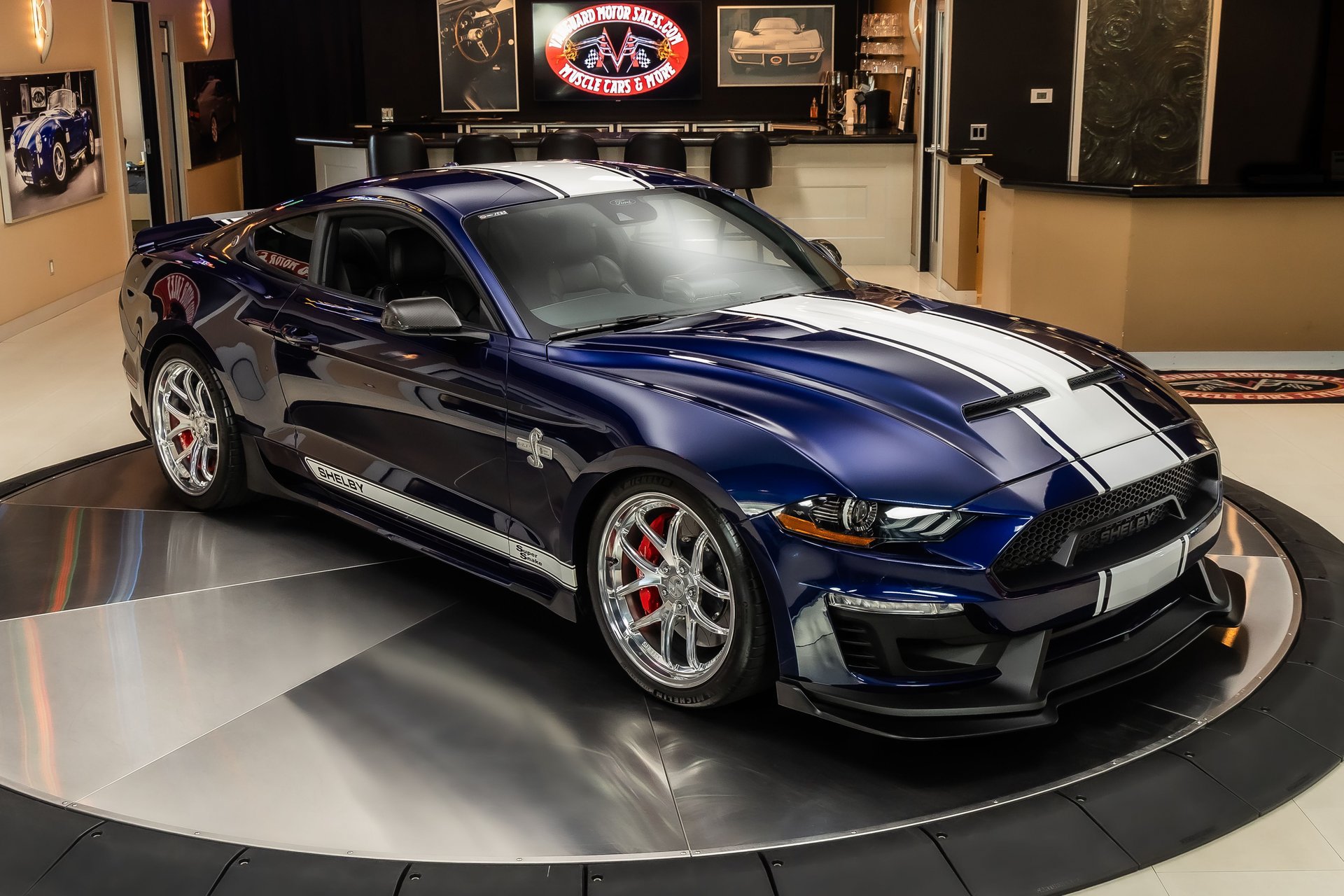 Used 2019 Ford Mustang GT Premium w/ GT Performance Package RWD image 9