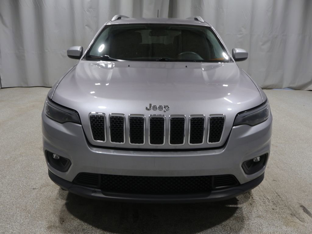 Used 2019 Jeep Cherokee Latitude w/ Popular Appearance Group image 8