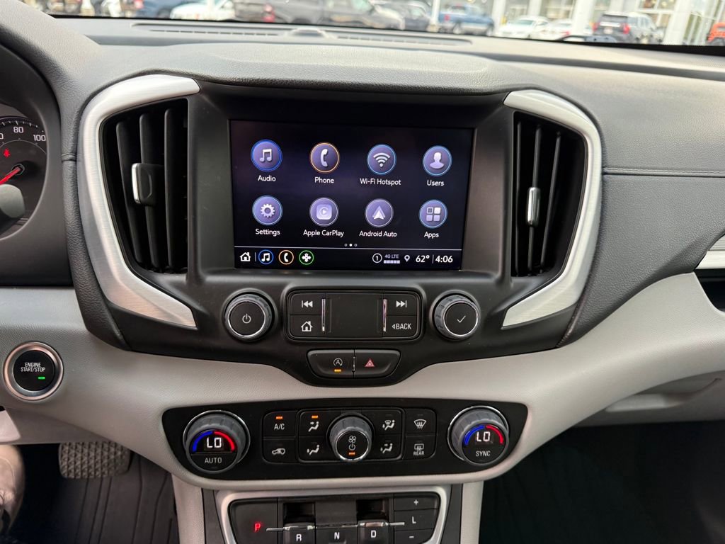 Used 2024 GMC Terrain SLT image 18