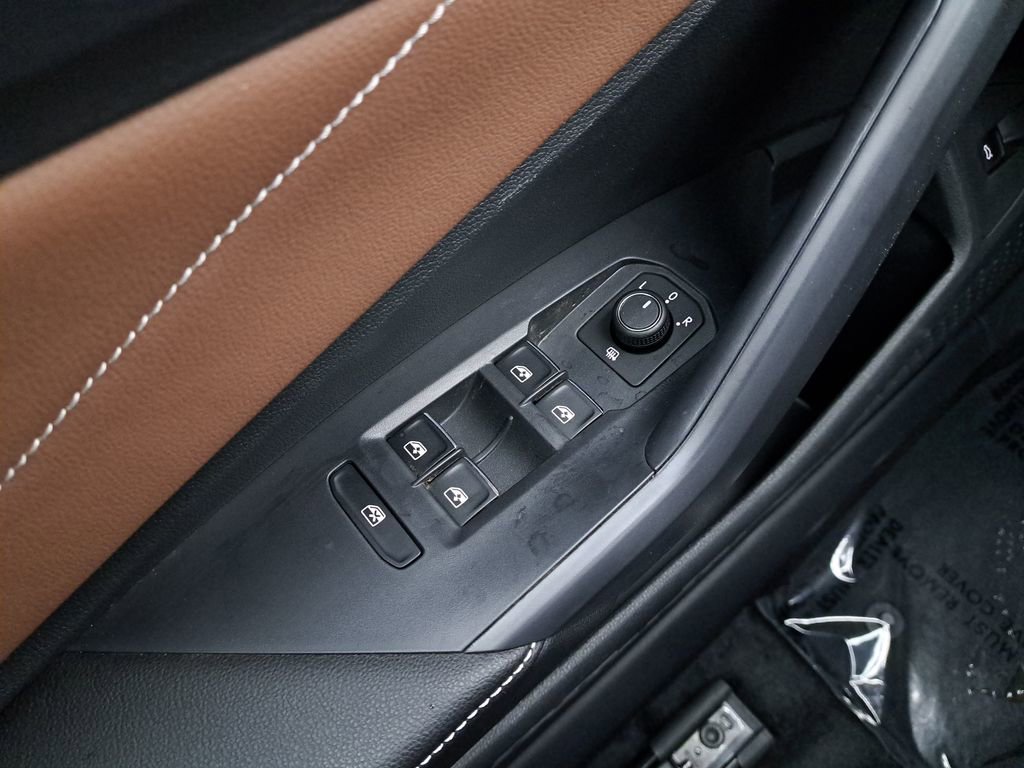New 2026 Volkswagen Jetta SEL FWD image 25