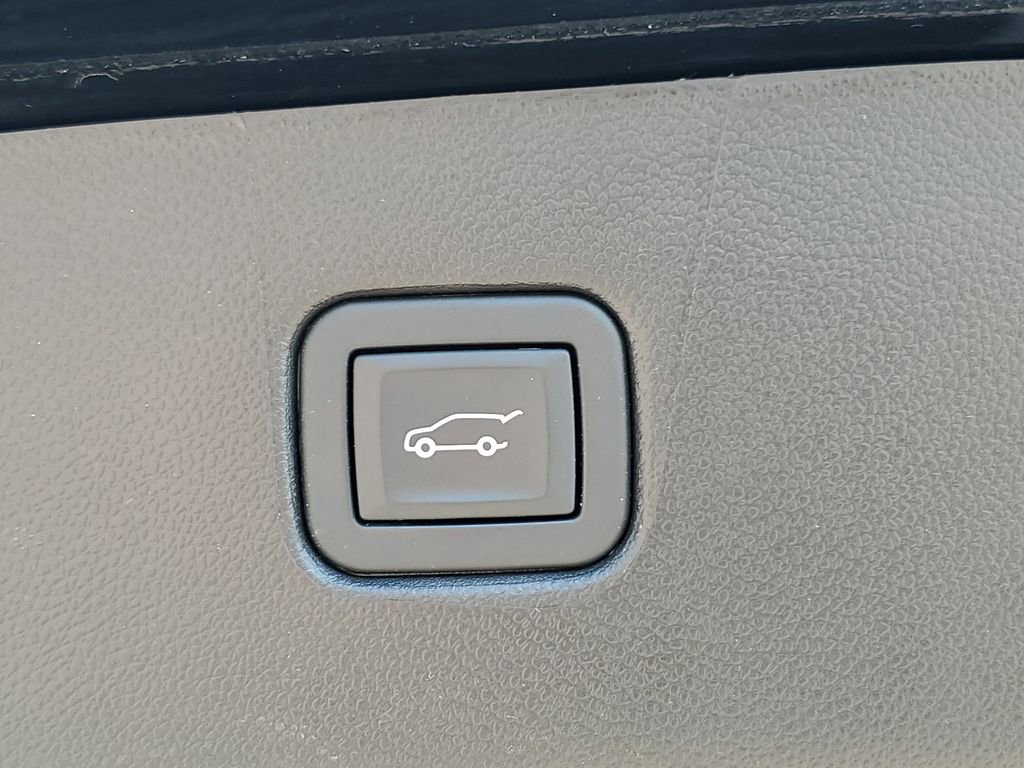 Used 2022 Chevrolet Blazer LT FWD image 34