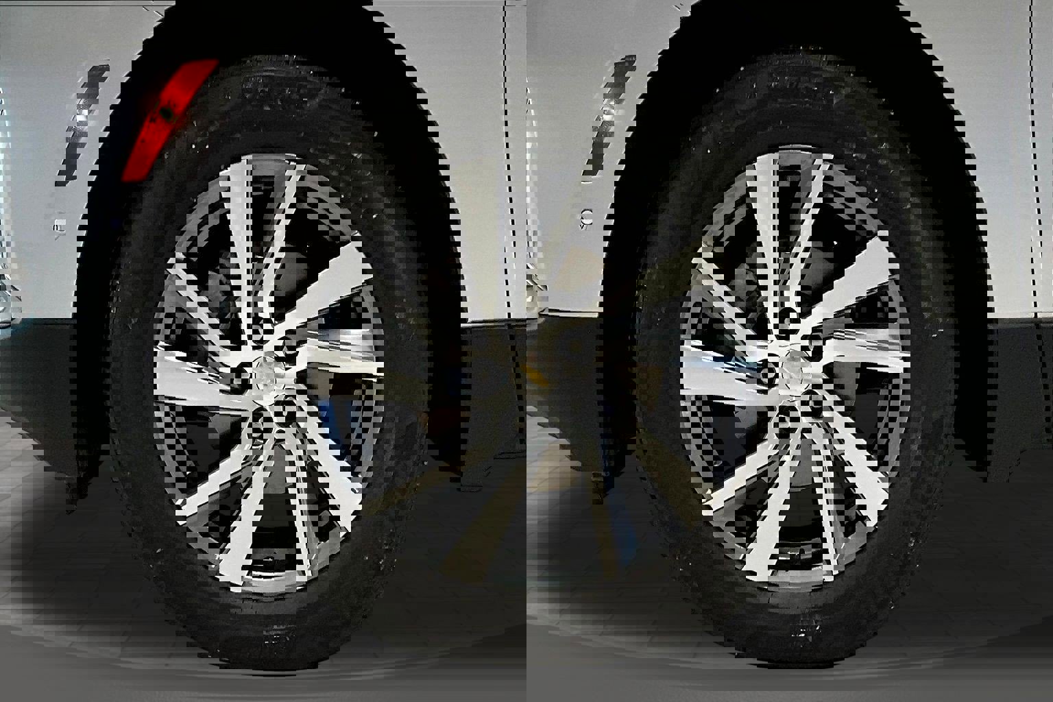 Used 2022 Chevrolet Equinox Premier image 32