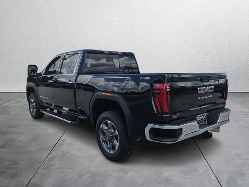 New 2026 GMC Sierra 2500 SLT w/ SLT Premium Package image 3