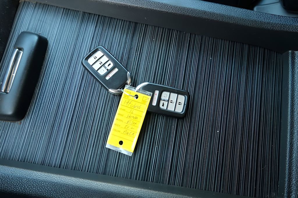 Used 2016 Honda Pilot EX-L image 2