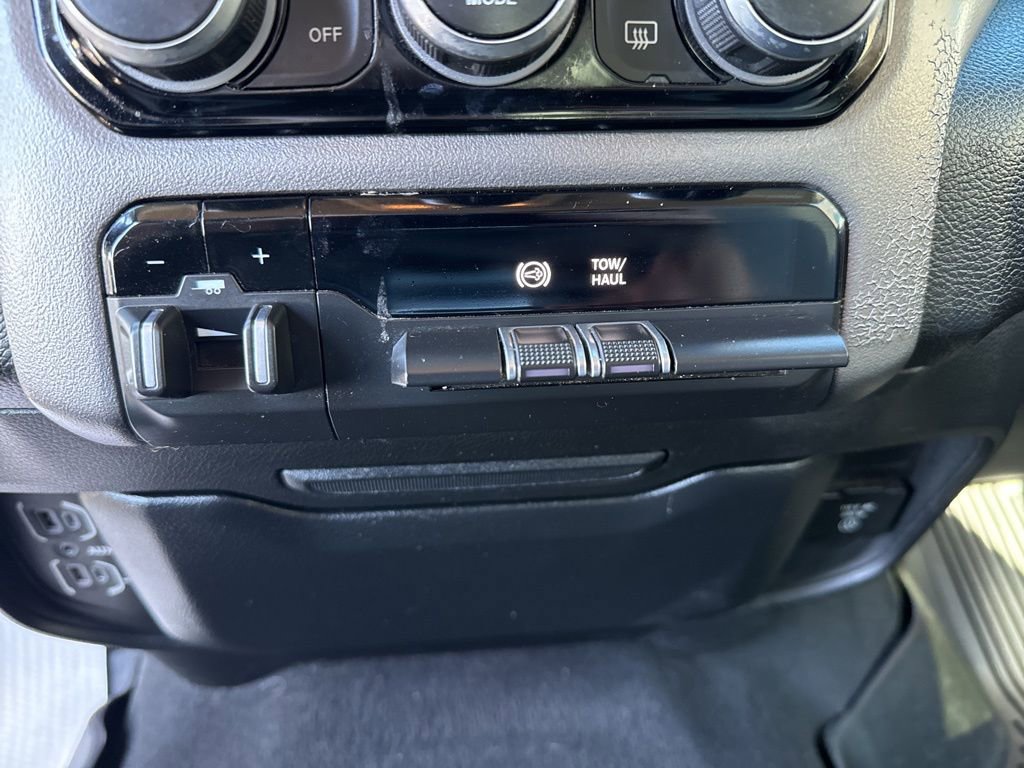 Used 2020 RAM 3500 Big Horn w/ Level 1 Equipment Group image 22