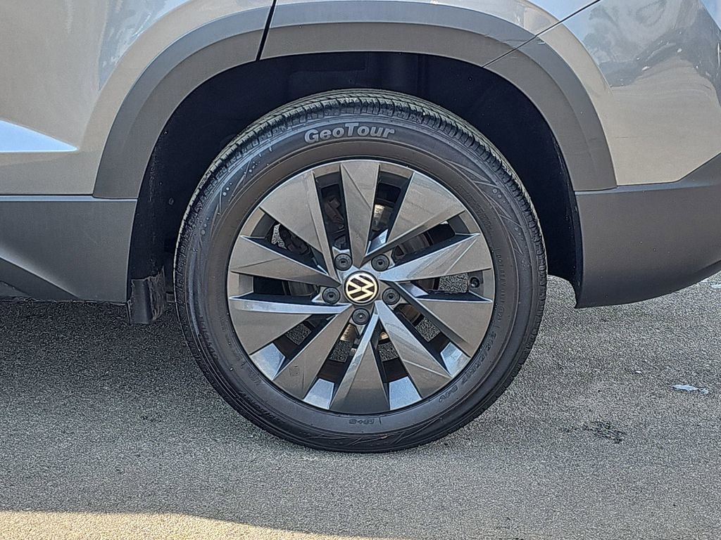 Used 2022 Volkswagen Taos S image 34