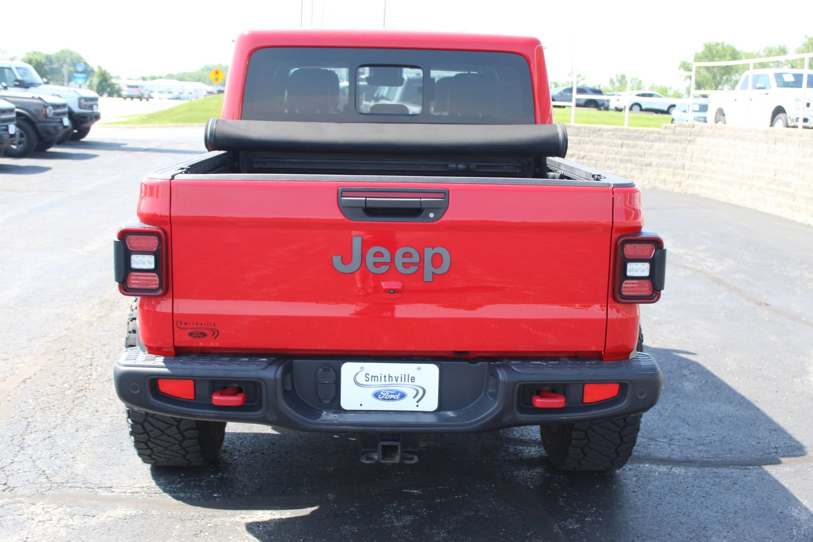 Used 2020 Jeep Gladiator Rubicon AWD/4WD image 8
