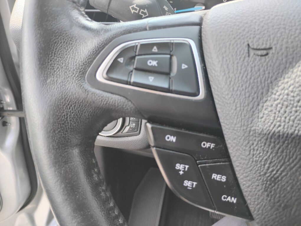 Used 2018 Ford Escape Titanium AWD/4WD image 22
