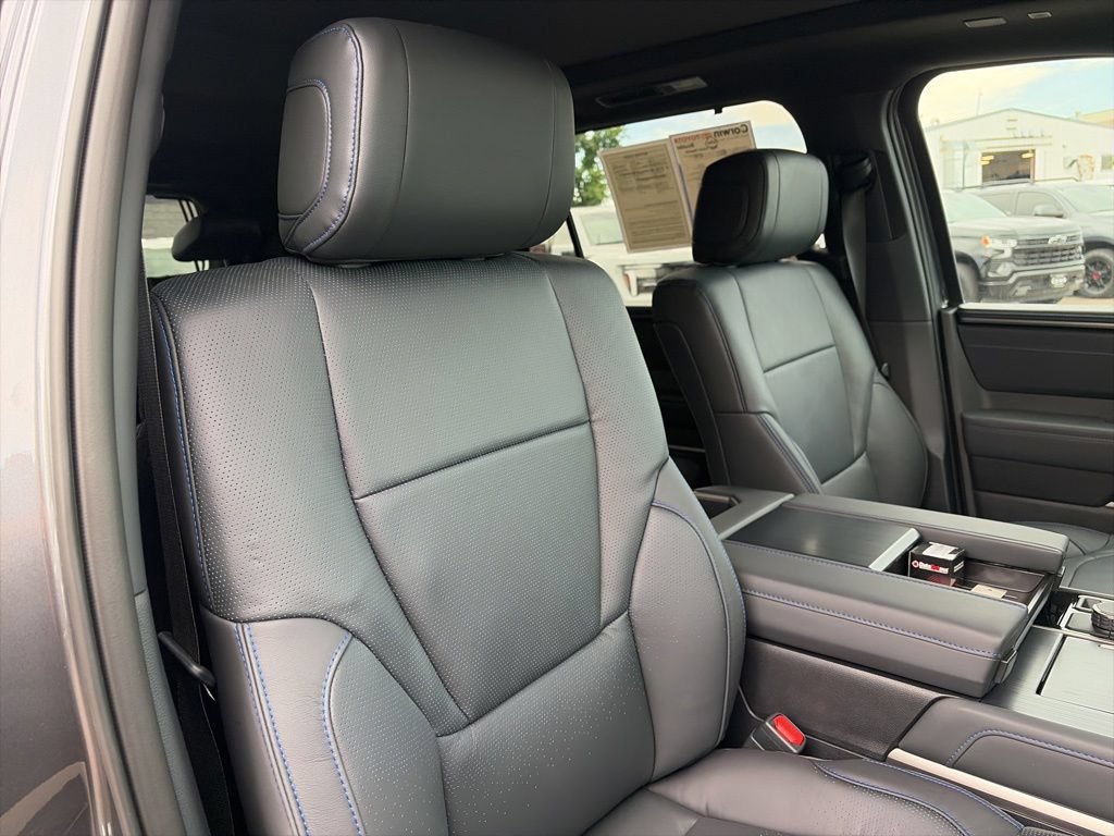 Used 2026 Toyota Sequoia Platinum AWD/4WD image 13