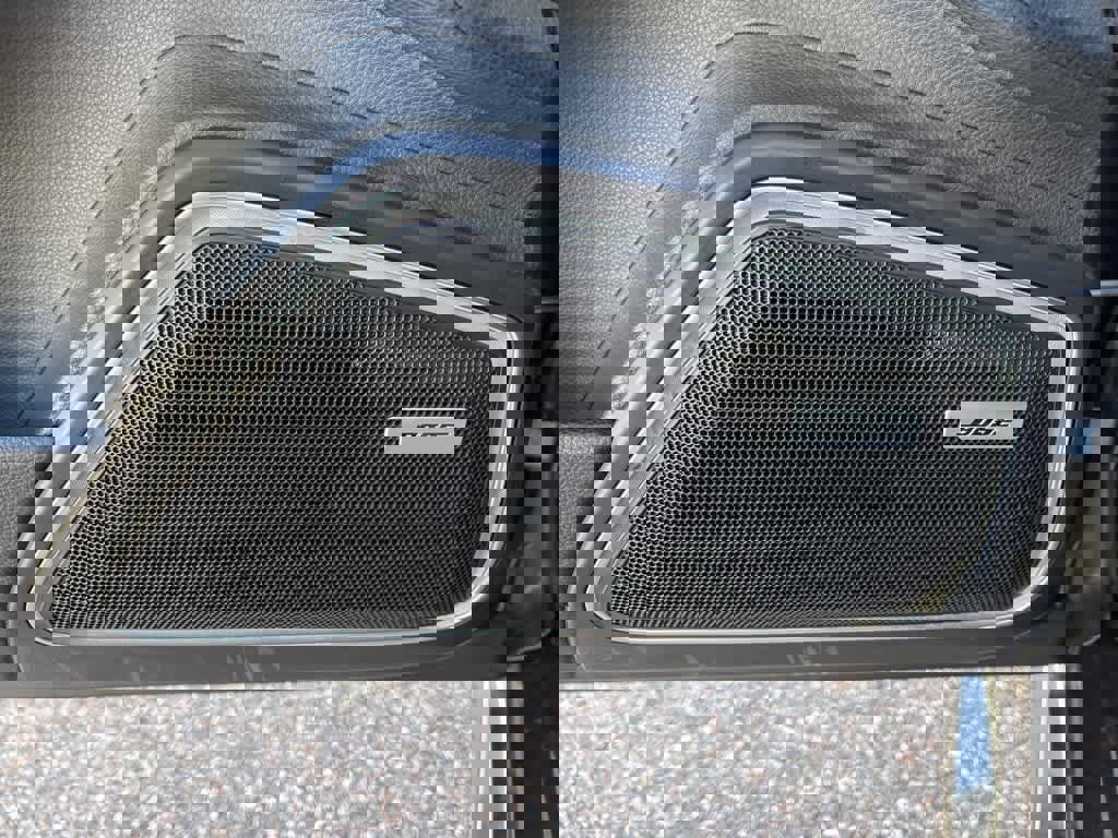 Used 2018 Porsche Panamera 4S image 12