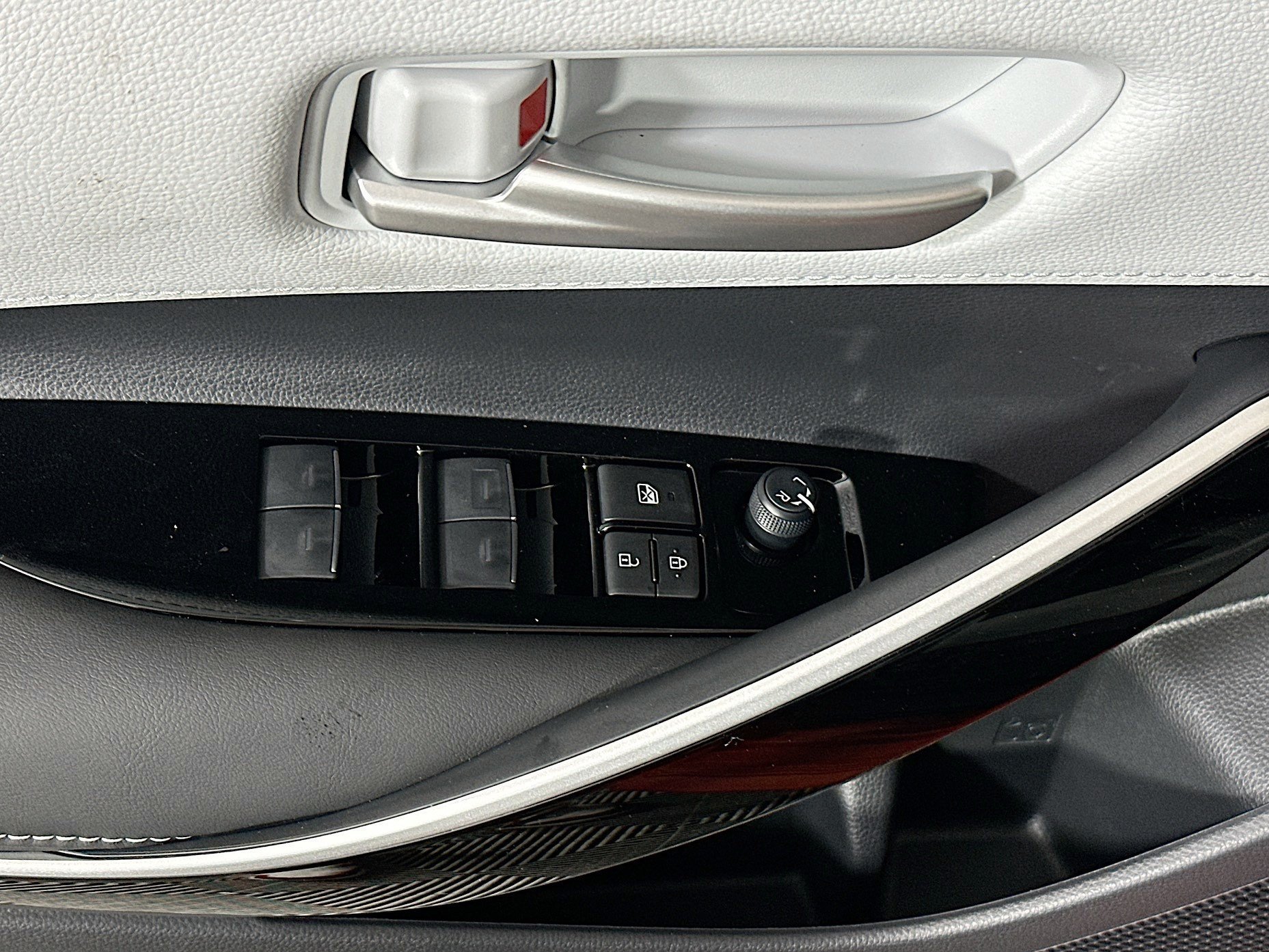 New 2026 Toyota Corolla XSE FWD image 14