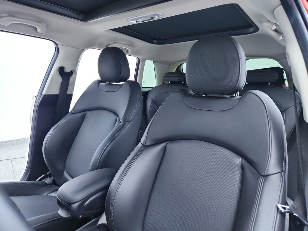 Used 2021 MINI Cooper S w/ Driver Assistance Package image 20